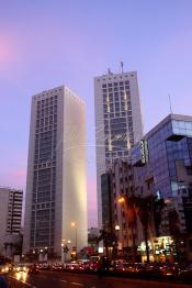 Image du Maroc Professionnelle de  Le Casablanca Twin Center est situé sur le Boulevard Zerktouni, ce quartier fait partie du centre moderne de la ville,  Samedi 10 Février 2007. (Photo / Abdeljalil Bounhar)